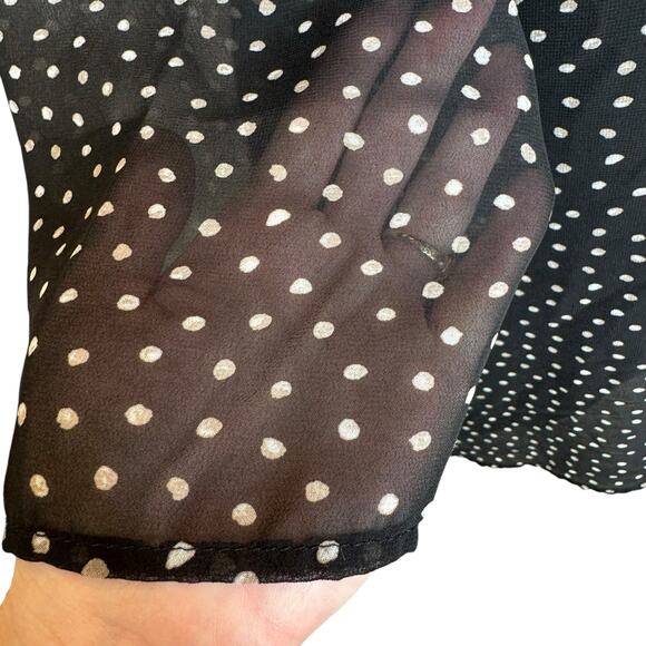 Chico's Travelers Black Polka Dot Asymmetric Hem Sheer Sleeve Tunic Top 3/XL - Picture 7 of 12
